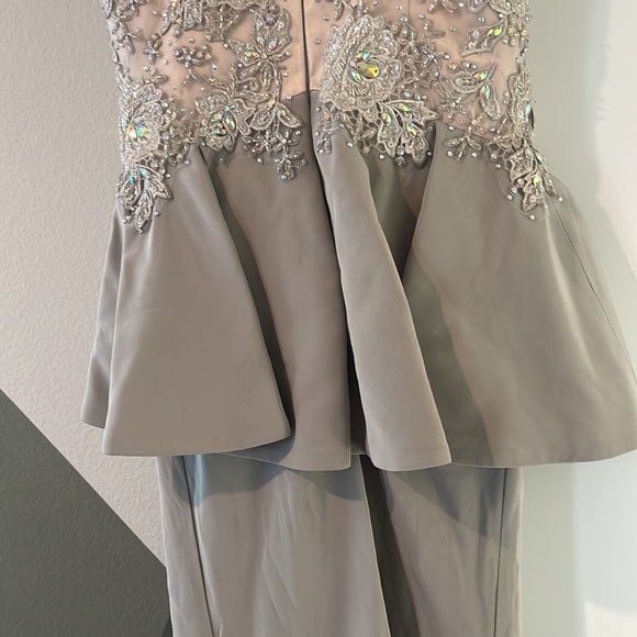 Evening gown - Picture 7 of 8